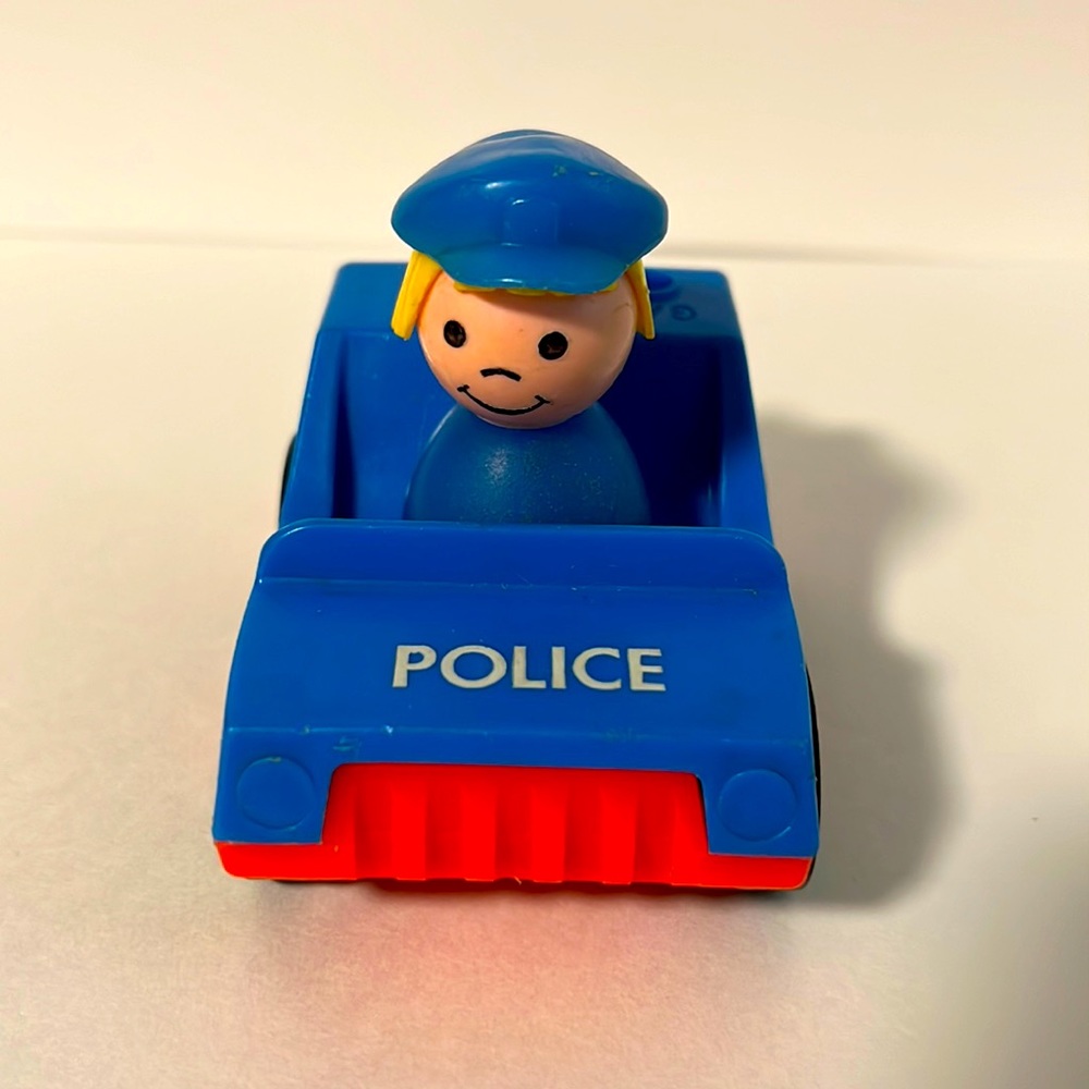 Vintage Fisher-Price Little People Police Car Set #125